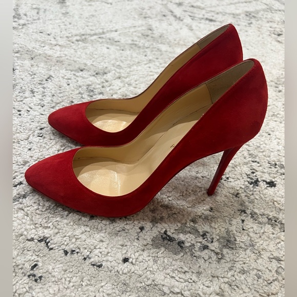 Christian Louboutin beautiful red velour heels - Picture 7 of 11